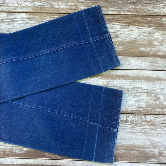 Vintage retro 80’s straight leg jeans with embroidered pockets, 22” waist - Picture 11 of 14